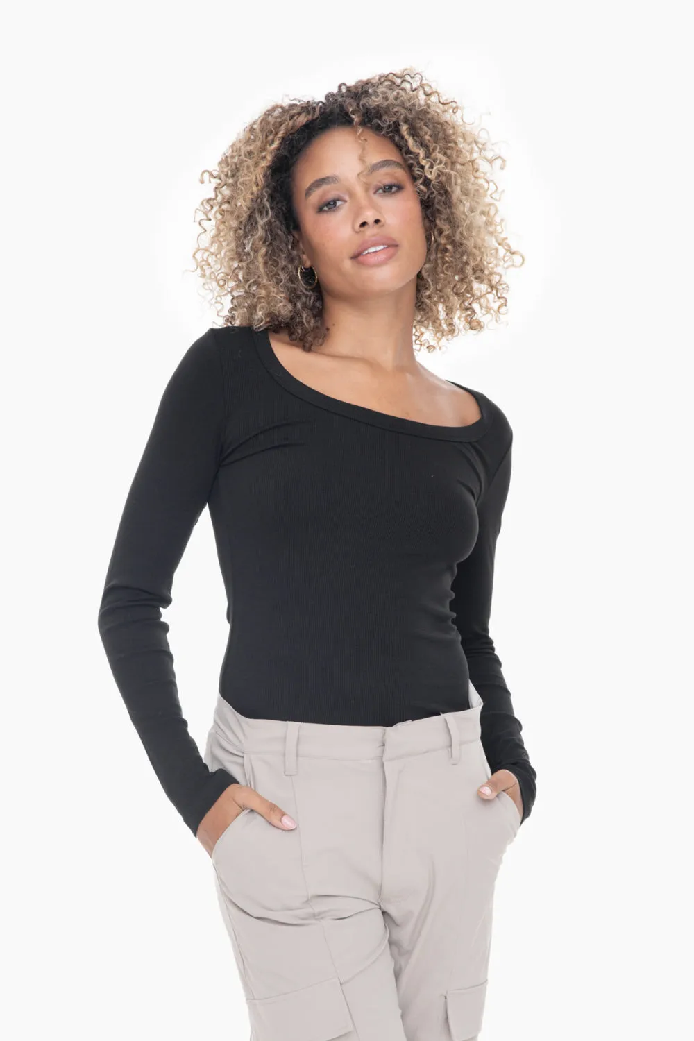 Mono B Ribbed Knit Scoop Neck Long Sleeve Top